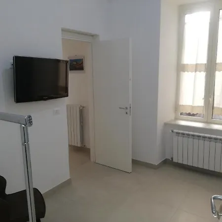 A Апартаменты